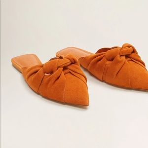 Mango knot leather mules